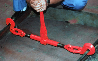HR拉紧器使用案例2：龙海起重工具